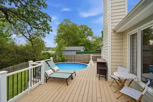 1920 Hazelwood Dr, Lindenhurst, IL 60046 - Photo 5