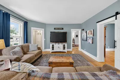 354 S Madison Street, Woodstock, IL 60098 - Photo 11
