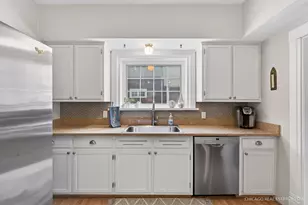 354 S Madison St, Woodstock, IL 60098 - Photo 13