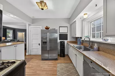 354 S Madison Street, Woodstock, IL 60098 - Photo 15