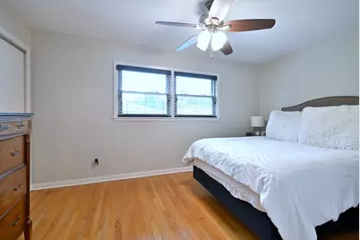6524 N Oshkosh Avenue, Chicago, IL 60631 - Photo 17