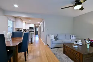 6524 N Oshkosh Ave, Chicago, IL 60631 - Photo 9