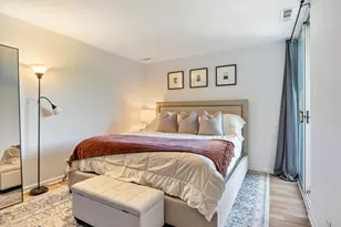 6010 Oakwood Dr, Lisle, IL 60532 - Photo 15