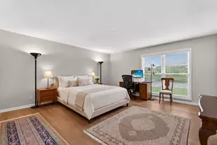 131 Camden Ct, Lincolnshire, IL 60069 - Photo 9