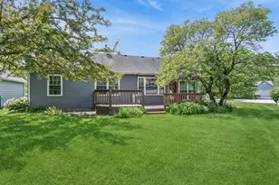 217 Meadowview Ln, Aurora, IL 60502 - Photo 25