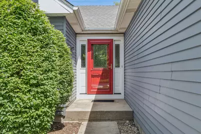 217 Meadowview Lane, Aurora, IL 60502 - Photo 3