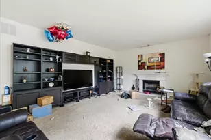 445 Greenview Ln, Oswego, IL 60543 - Photo 11