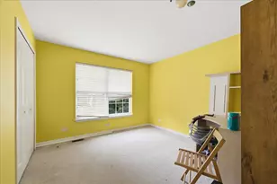 445 Greenview Ln, Oswego, IL 60543 - Photo 21