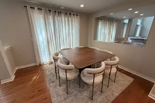 305 Bloomfield Ct, Vernon Hills, IL 60061 - Photo 23