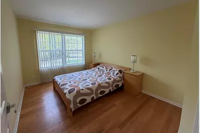 305 Bloomfield Court, Vernon Hills, IL 60061 - Photo 9