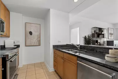 130 N Garland Court #2409, Chicago, IL 60602 - Photo 7