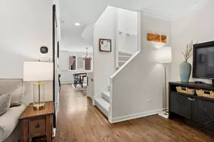 1843 N Hudson Ave, Chicago, IL 60614 - Photo 11