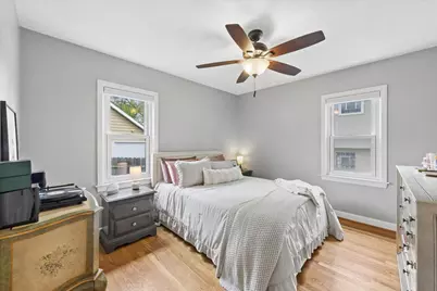 923 S Fairfield Avenue, Elmhurst, IL 60126 - Photo 9