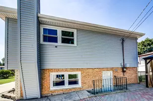 11735 S Leamington Ave, Alsip, IL 60803 - Photo 23