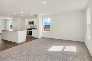 2708 Arrowhead Dr, Pingree Grove, IL 60140 - Photo 11