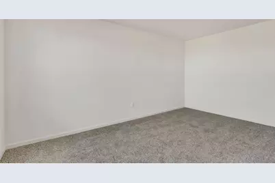 2708 Arrowhead Drive, Pingree Grove, IL 60140 - Photo 5