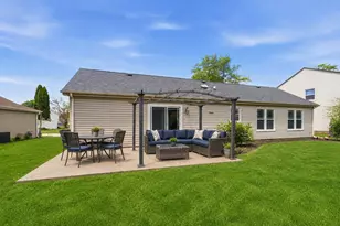 458 Nantucket Rd, Naperville, IL 60565 - Photo 17
