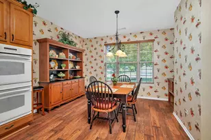 322 Capital Dr, Shorewood, IL 60404 - Photo 5
