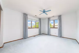16W731 89th Pl, Willowbrook, IL 60527 - Photo 11
