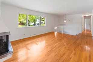 251 N Boynton Dr, Palatine, IL 60074 - Photo 7