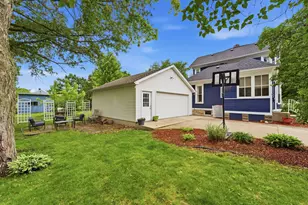 108 NE 5th Ave, Aledo, IL 61231 - Photo 3