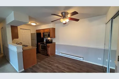 627 Virginia Road #212, Crystal Lake, IL 60014 - Photo 3