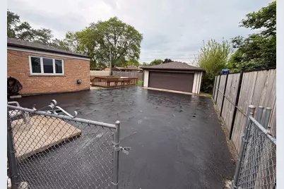 10809 Austin Avenue, Chicago Ridge, IL 60415 - Photo 21
