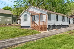 19W640 Bluff Rd, Lemont, IL 60439 - Photo 3