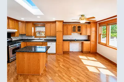 11401 S Lawndale Avenue, Chicago, IL 60655 - Photo 5