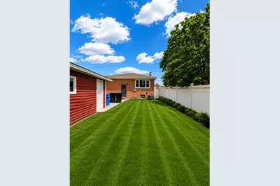 11401 S Lawndale Avenue, Chicago, IL 60655 - Photo 3