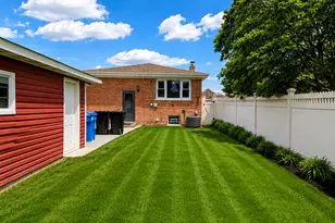 11401 S Lawndale Ave, Chicago, IL 60655 - Photo 3