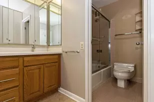 155 N Harbor Dr, Chicago, IL 60601 - Photo 11
