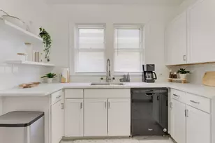 9836 S Drexel Ave, Chicago, IL 60628 - Photo 5