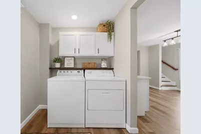 223 E 8th Street, Dixon, IL 61021 - Photo 9