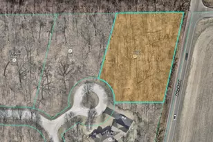 17 Ashe Rd, Sugar Grove, IL 60554 - Photo 1