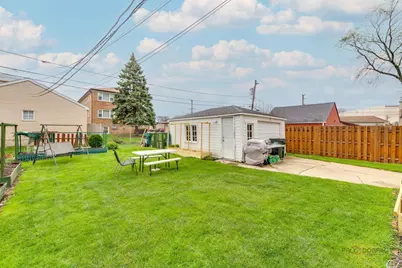 7523 W Cleveland Street, Niles, IL 60714 - Photo 37