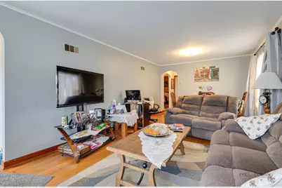7523 W Cleveland Street, Niles, IL 60714 - Photo 5