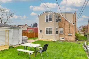 7523 W Cleveland St, Niles, IL 60714 - Photo 35