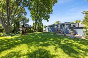 3005 Scenicwood Ln, Woodridge, IL 60517 - Photo 3