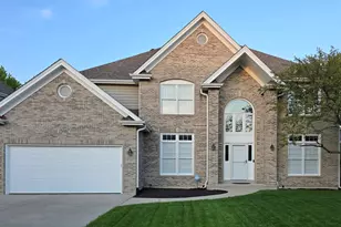 1N487 Seminole Ln, Winfield, IL 60190 - Photo 1