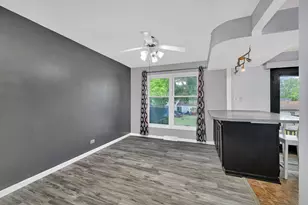 551 Falconridge Way, Bolingbrook, IL 60440 - Photo 7