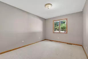 302 Grande Dr, Minooka, IL 60447 - Photo 15