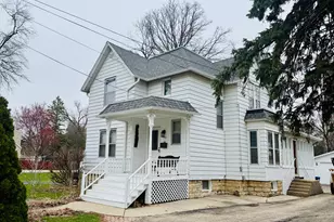 742 S 4th St, Dekalb, IL 60115 - Photo 1