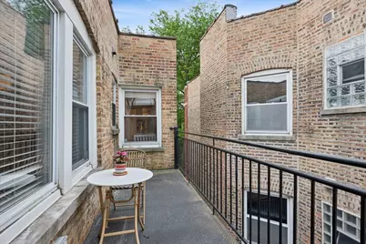 2018 W Farragut Avenue #3, Chicago, IL 60625 - Photo 17