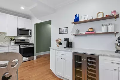 2018 W Farragut Avenue #3, Chicago, IL 60625 - Photo 7