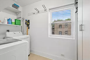 2018 W Farragut Ave, Chicago, IL 60625 - Photo 19