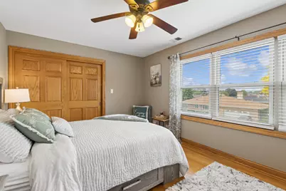 7911 W Rascher Avenue, Chicago, IL 60656 - Photo 29