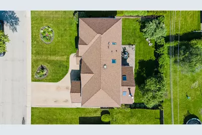 7911 W Rascher Avenue, Chicago, IL 60656 - Photo 5