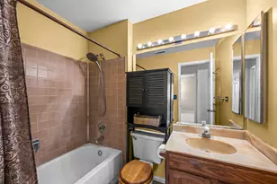 213 Winding Oak Ln, Buffalo Grove, IL 60089 - Photo 11