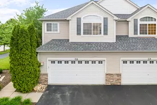 216 Timber Trails Blvd, Gilberts, IL 60136 - Photo 1